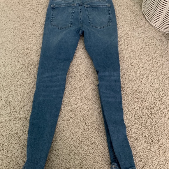 Free People Ripped Knee Jeans - size 27 - Picture 3 of 5